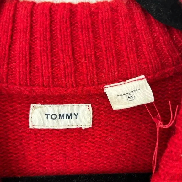 Tommy lambswool red  v neck sweater - Picture 3 of 11